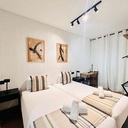 Autentic Boutique Moncloa Madrid Esterno foto