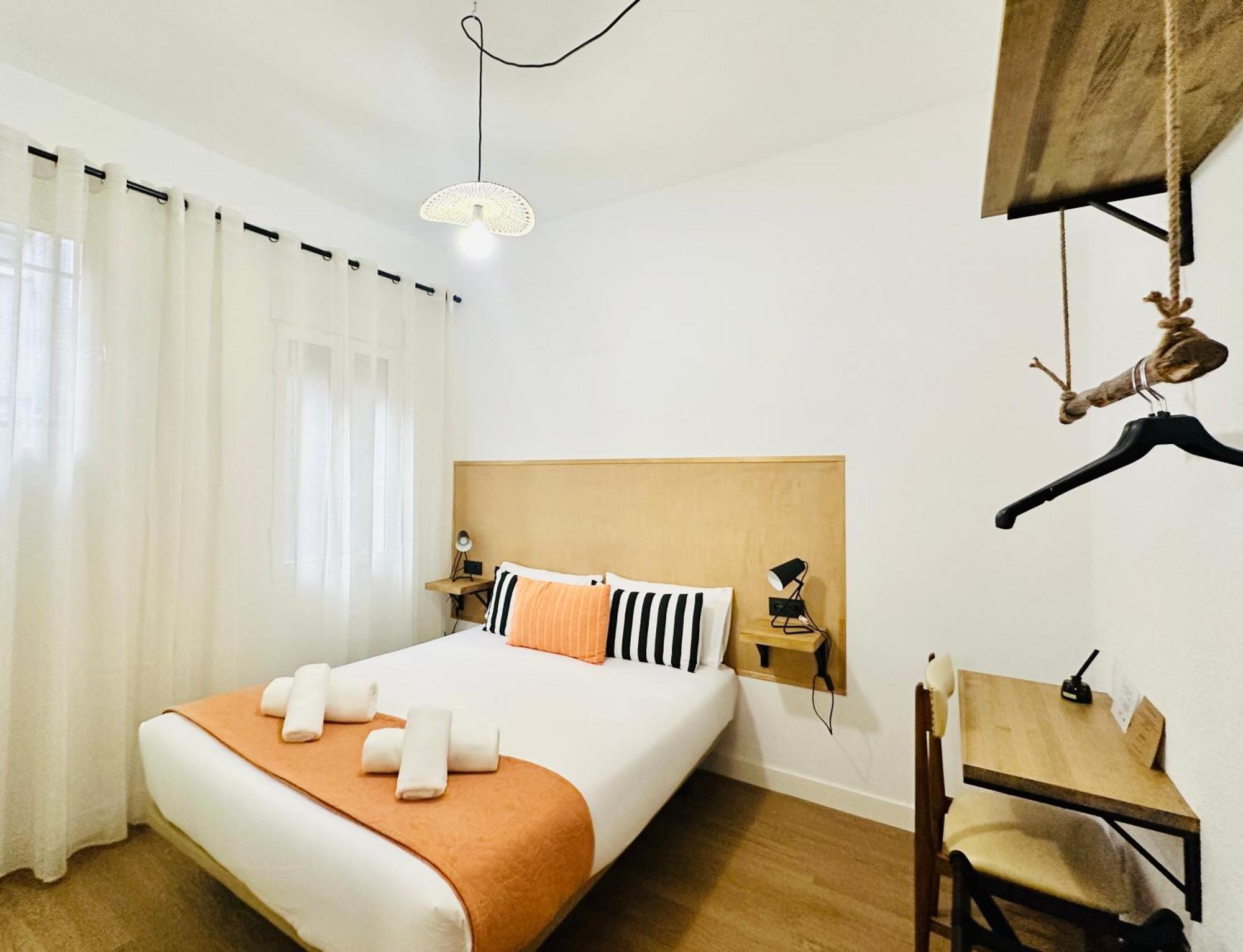 Autentic Boutique Moncloa Madrid Esterno foto