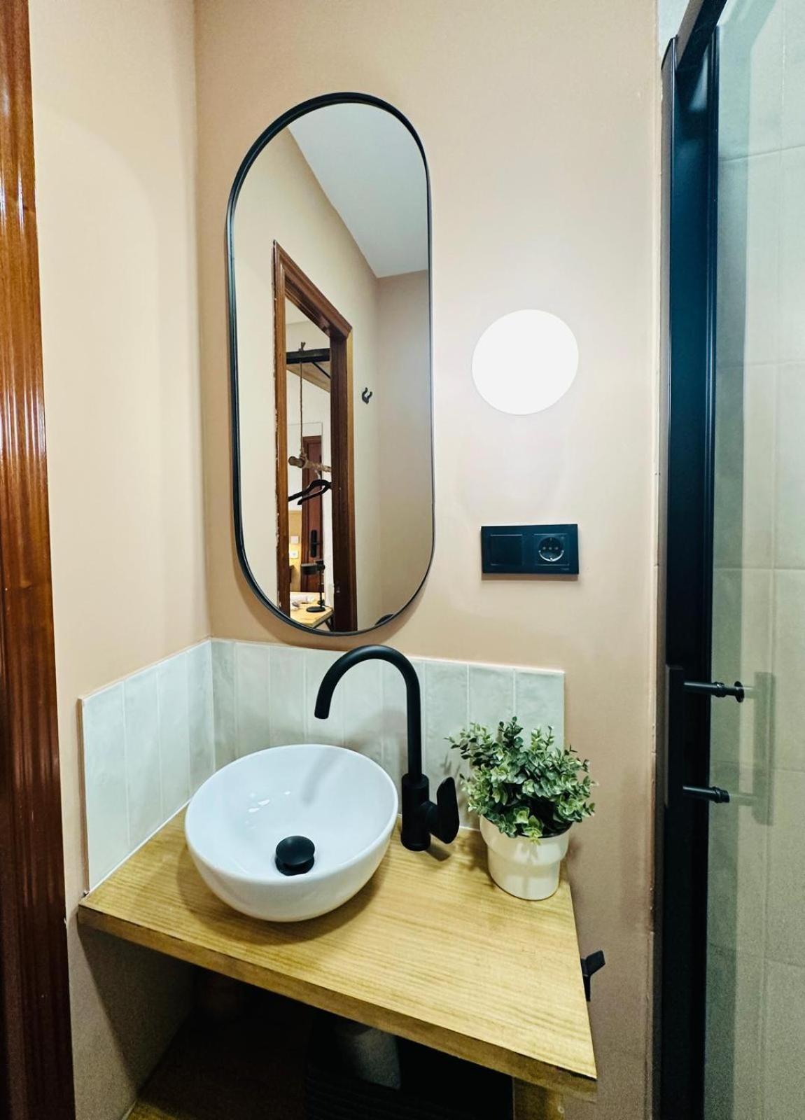 Autentic Boutique Moncloa Madrid Esterno foto
