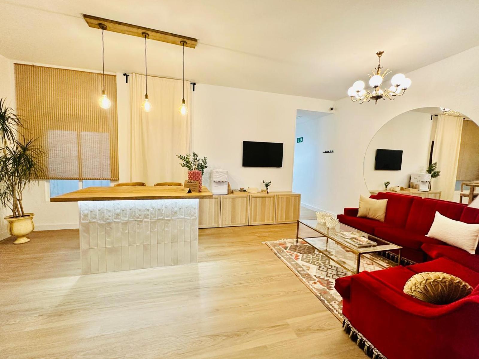 Autentic Boutique Moncloa Madrid Esterno foto