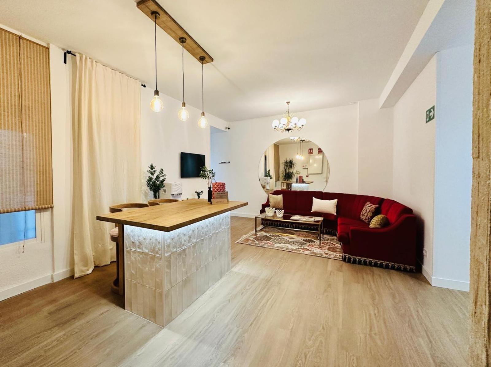Autentic Boutique Moncloa Madrid Esterno foto
